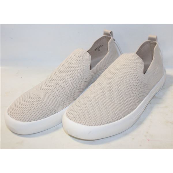 CALL IT SPRING WOMENS KNIT SHOES SIZE 10