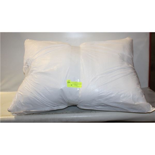 2PK BEAUTYREST FEATHER PILLOWS QUEEN SIZED