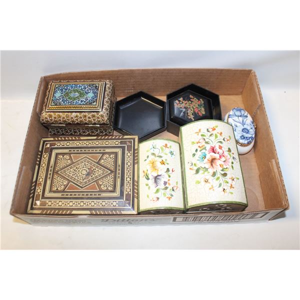 FLAT OF FANCY VINTAGE TRINKET BOXES
