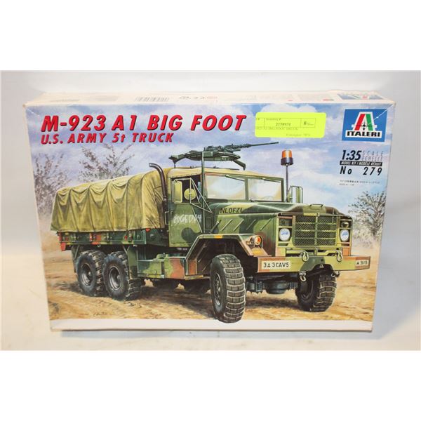 M-923 A1 BIG FOOT TRUCK