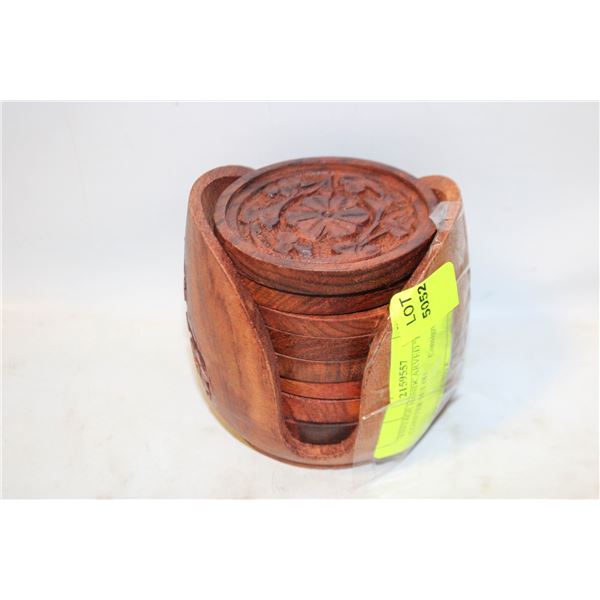VINTAGE HANDCARVED "FLOWER" COASTER SET (8)