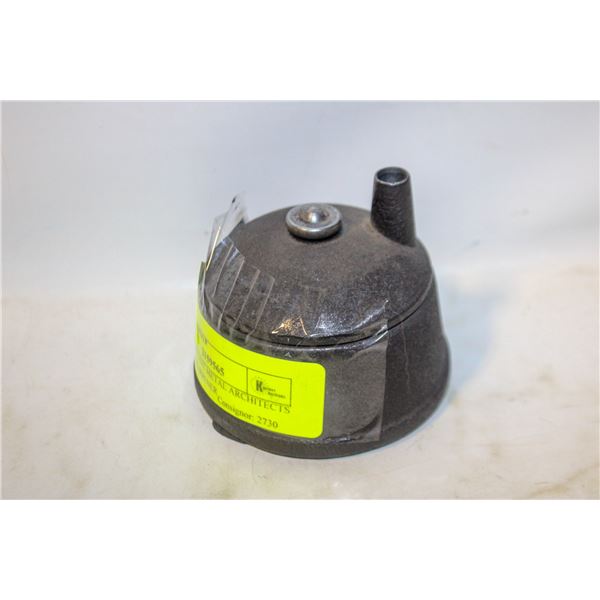 VINTAGE CAST METAL ARCHITECTS PENCIL SHARPENER