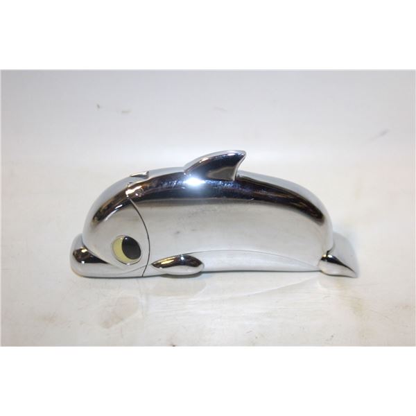 VINTAGE METAL DOLPHIN BUTANE LIGHTER