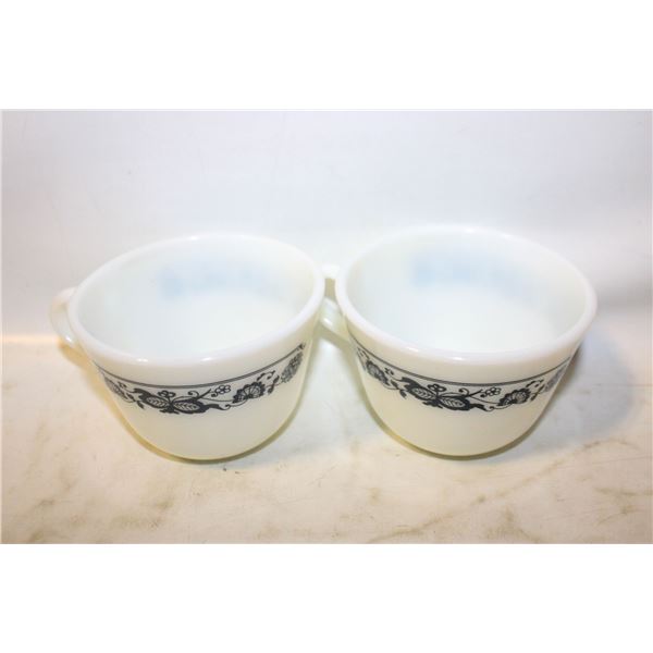 VINTAGE PYREX CORNINGWARE USA TEA CUPS