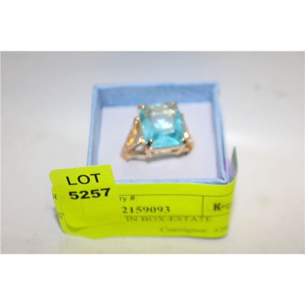 ESTATE RING IN BOX-ESTATE