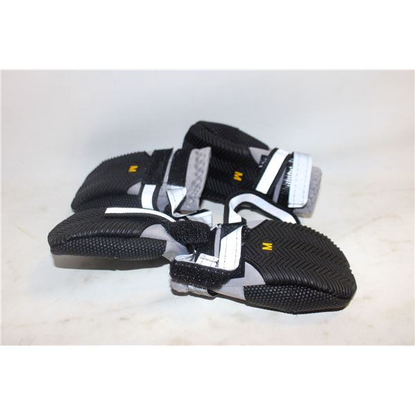 4 PACK DOG SHOE FOR MEDIUM DOGS BOOTS AND PAW