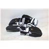 Image 1 : 4 PACK DOG SHOE FOR MEDIUM DOGS BOOTS AND PAW