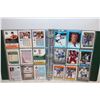 Image 1 : ALBUM OF HOCKEY CARDS