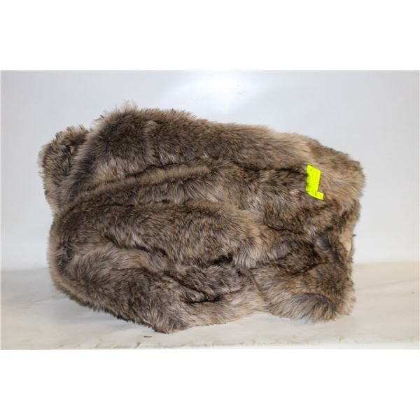 SHOWHOME FAUX FUR 6FT BLANKET THICK