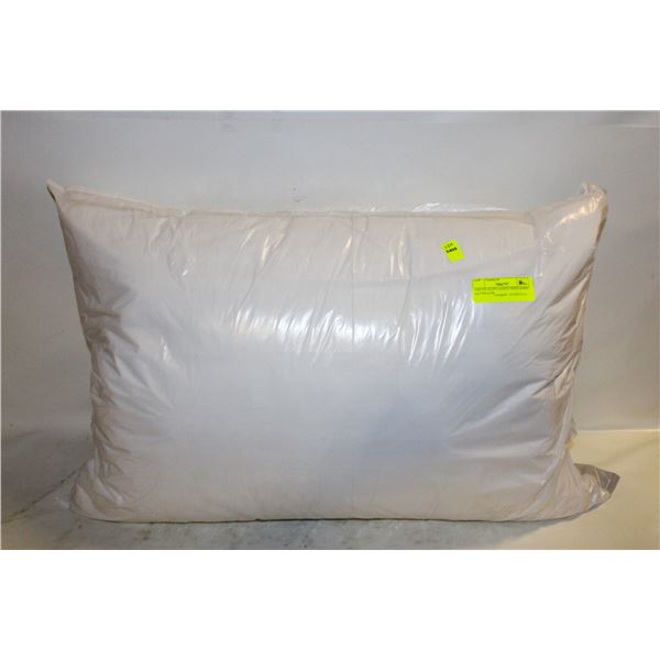 CALVIN KLEIN QUEEN SIZED DOWN ALT PILLOW