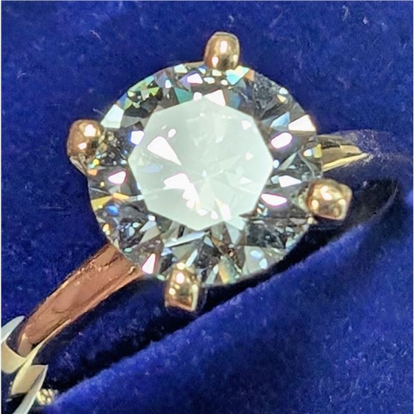 10K(1.98G) LAB DIAMOND (1.65CT)RING, SIZE 6.25