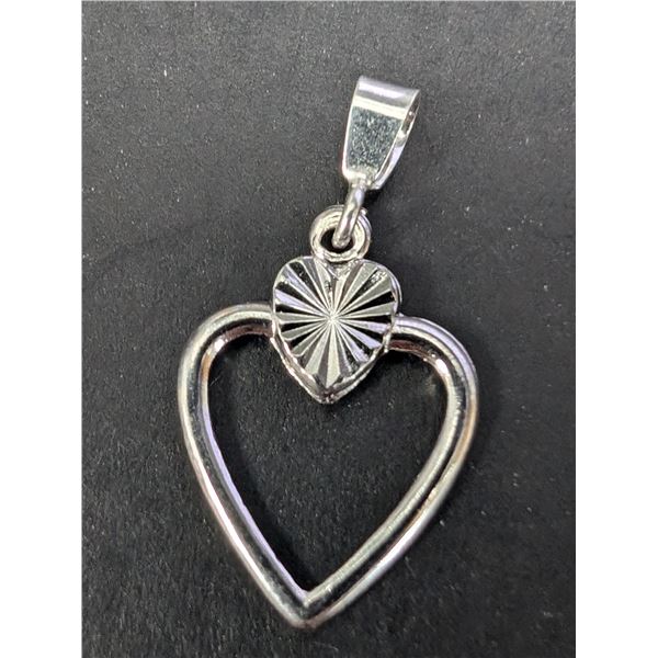 SILVER HEART PENDANT