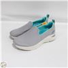 Image 1 : NEW SKETCHERS LDS ARCH SIZE 7