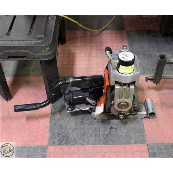 RIDGID 2" - 6" PIPE BENDER 14" X 28" X 18"