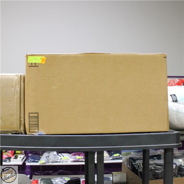 BOX OF FRITO LAT VARIETY SNACKS