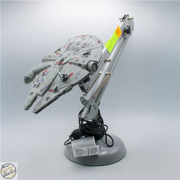 STAR WARS MILLENIUM FALCON LED LAMP ADJUSTABLE ARM