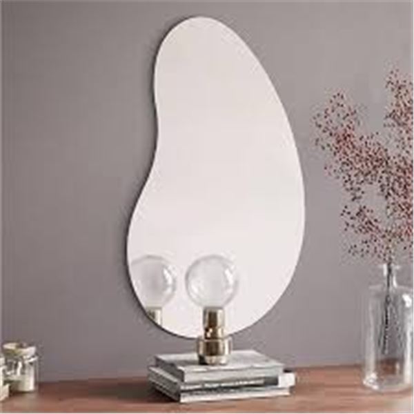 NEW NAVARIS WAVY MIRROR SQUIGGLE