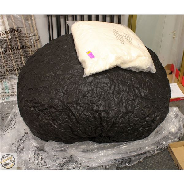 BRAND NEW BEAN BAG CHAIR WHITE