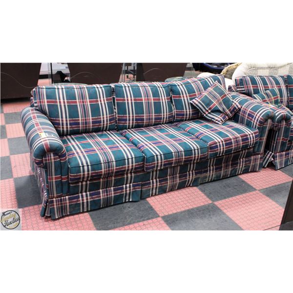 THREE SEAT SOFA W83XH31XD36