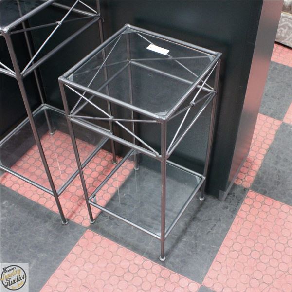 SIDE DISPLAY STAND GLASS TOP 28"X13"X13"