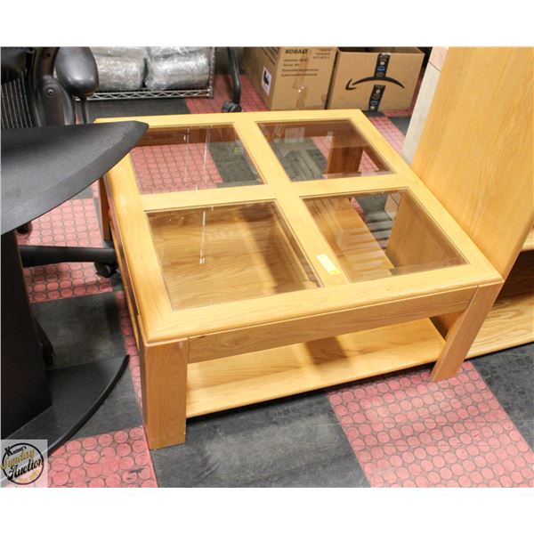 OAK AND GLASS COFFEE TABLE H15.5 W35 D35