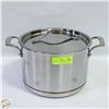 Image 1 : KIRKLAND 6 QT COOKING POT WITH LID