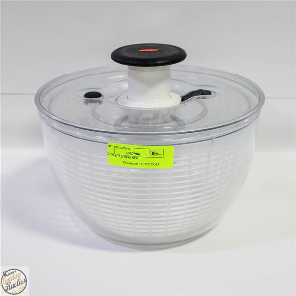 OXO SALAD SPINNER