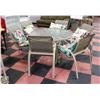 Image 1 : PATIO TABLE 6 CHAIRS TABLE 40" DIAM X 29" HIGH