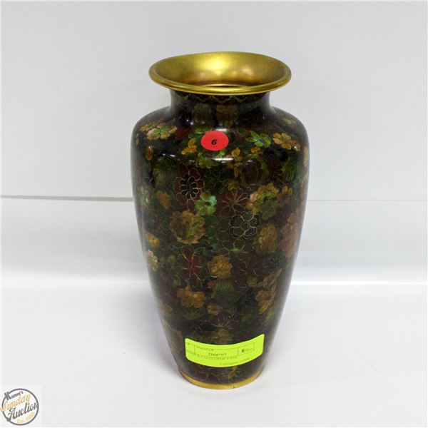 ANTIQUE CLOISONNÉ VASE.