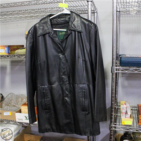 DANIER WMNS LEATHER JACKET W. ZIPPED
