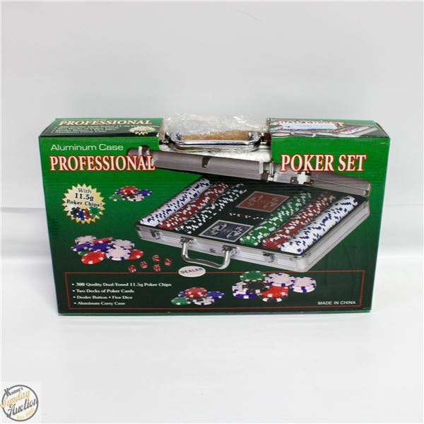 NEW IN BOX POKER SET