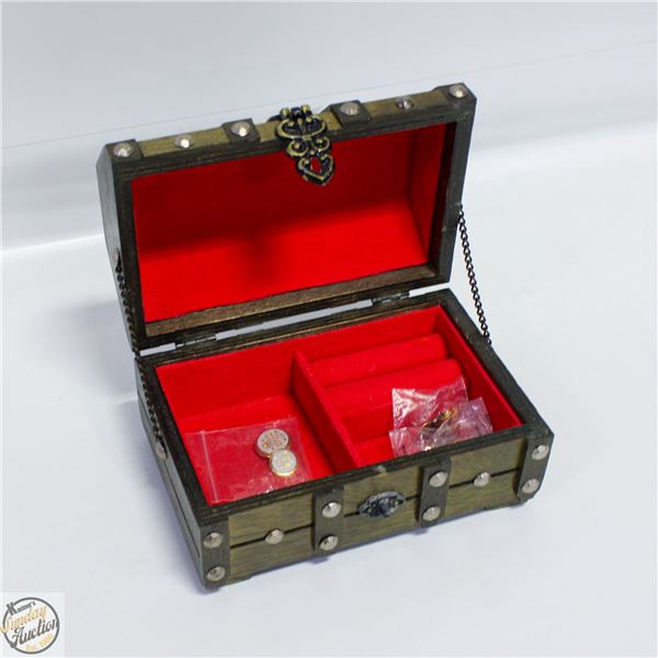 VINTAGE WOODEN TREASURE BOX