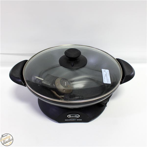 ELECTRIC PLUG IN WOK BY BREVELLE