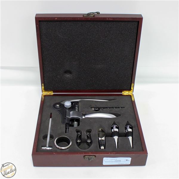 WOOD CASE WINE KIT