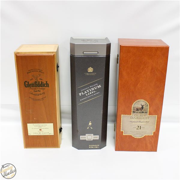 2 COLLECTORS GLEN FIDDICH WHISKEY BOX