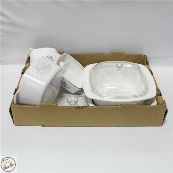 LOT OF VARIOUS PYREX DISHES