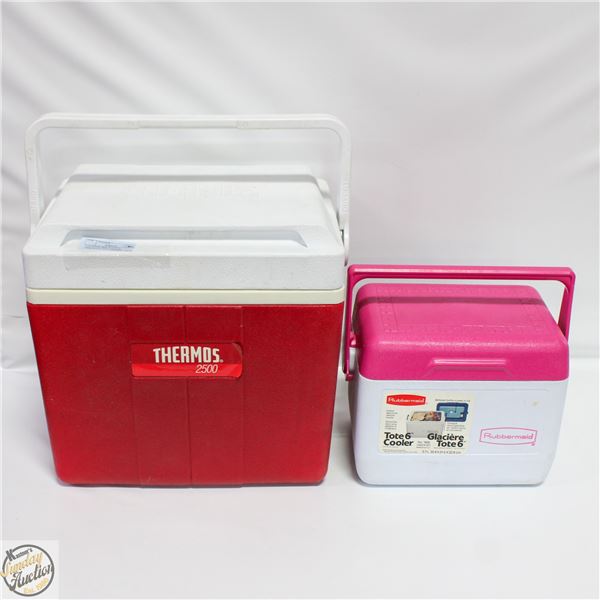 2 COOLERS RED/WHITE & PINK/WHITE MINI COOLER
