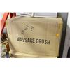 Image 1 : CASE WITH 120 MASSAGE BRUSHES AS SEEN ON TV