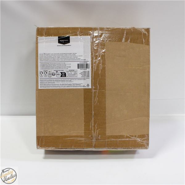 3 LB PINK WEIGHTED BLANKET UNICORN AND RAINBOWS