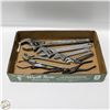 Image 1 : FLAT OF CRESCENT WRENCHES AND PLIERS