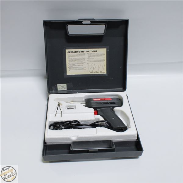 SOLDERING GUN IN CASE