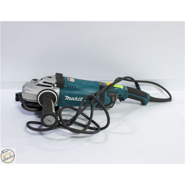 MAKITA 7" ANGLE GRINDER WITH TRIGGER SWITCH