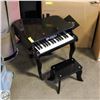 Image 1 : SCHOENHUT CHILDRENS BABY GRAND PIANO WITH STOOL