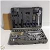 Image 1 : SOCKET SET IN CASE TOOLS