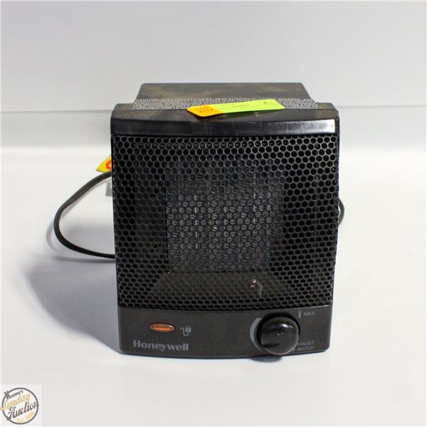 COMPACT ELECTRIC SPACE HEATER