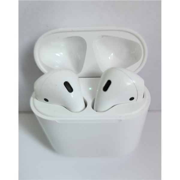 APPLE AIRPODS