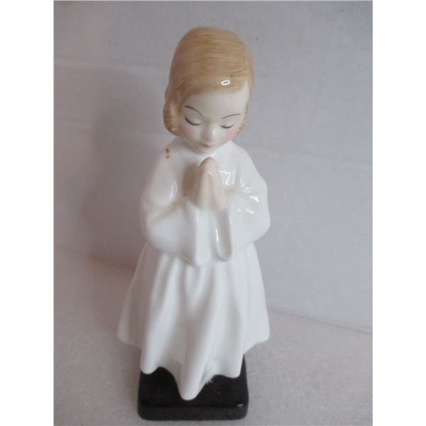 ROYAL DOULTON BEDTIME STANDS AROUND 5 INCHES BEDTIME