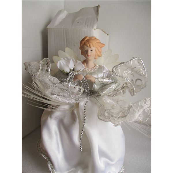 ANGEL TREE TOP NEW IN BOX