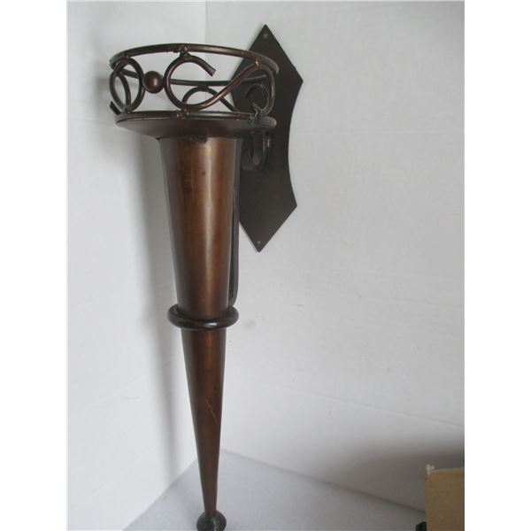 CANDLE HOLDER WALL DECOR METAL