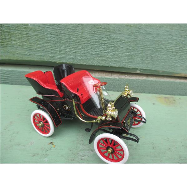 `VINTAGE CAR